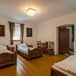 Guest house Zsirai 3*