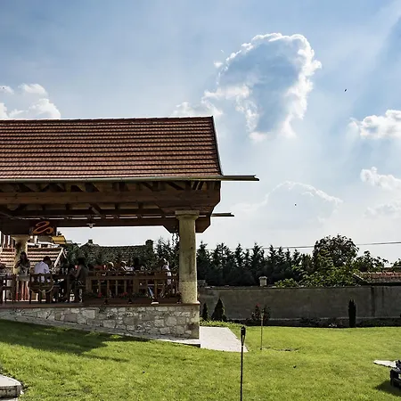 Guest house Zsirai Mad